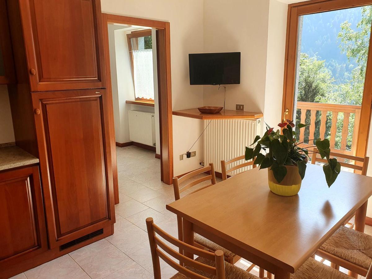 Villa Paradiso Parolari Tenno Luaran gambar