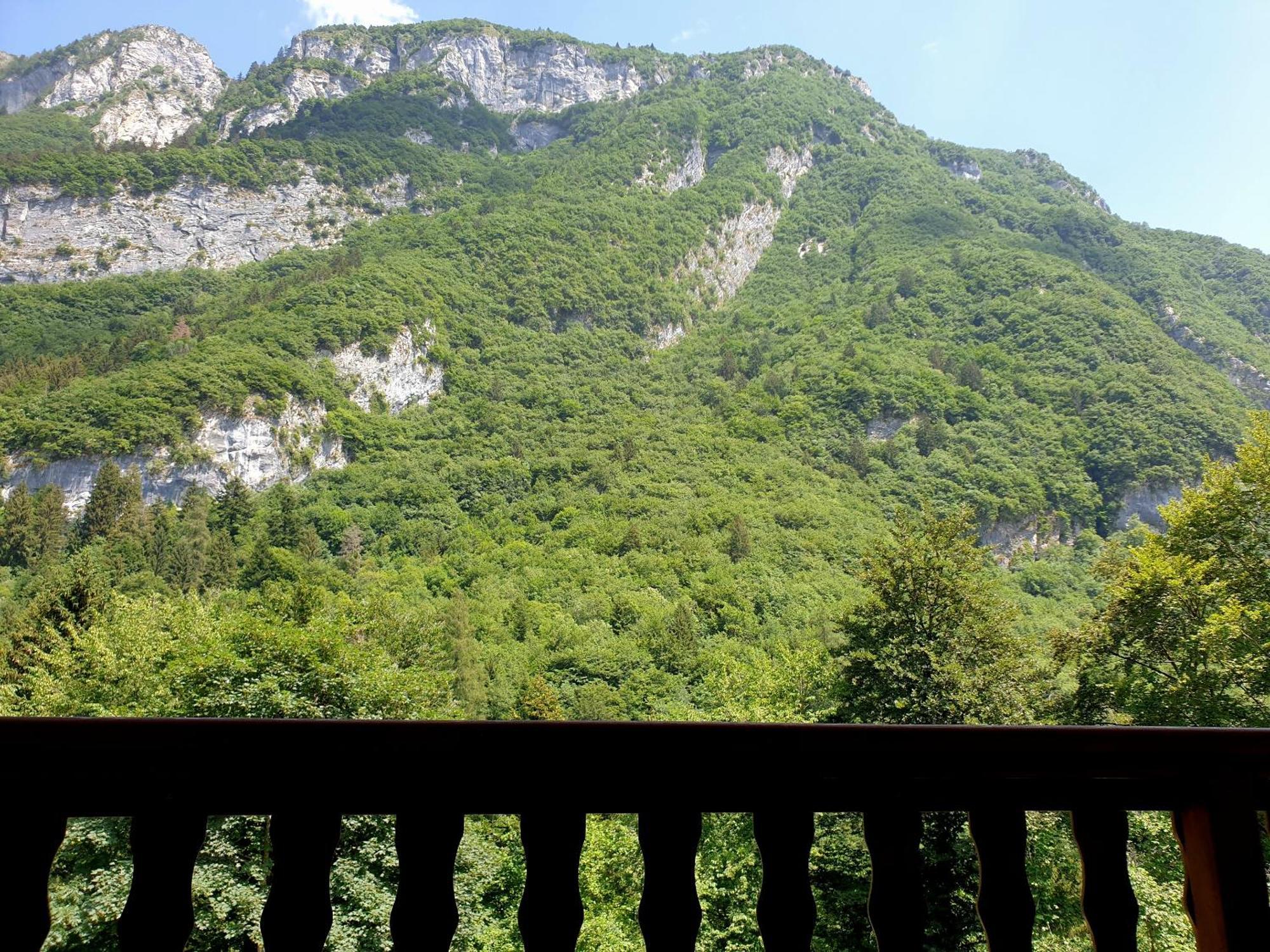 Villa Paradiso Parolari Tenno Bilik gambar