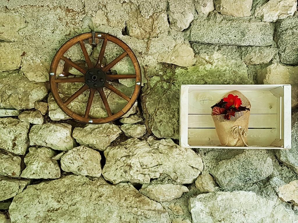 Villa Paradiso Parolari Tenno Luaran gambar